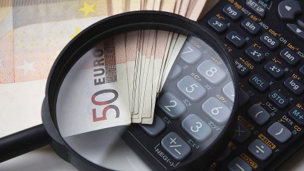 Calculate stand costs 